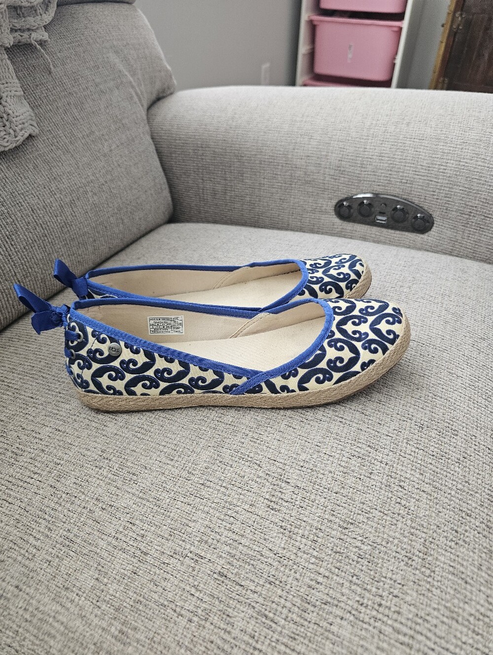 UGG Indah Marrakech Slip-On Flat Size 9 - Picture 4 of 8